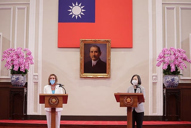 Nancy Pelosi Taiwan Visit: By 總統府 - 08.03 總統與美國聯邦眾議院議長裴洛西媒體互動會, CC BY 2.0, https://commons.wikimedia.org/w/index.php?curid=121370722